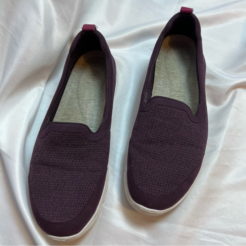 Cloudsteppers by Clarks Purple Slip On Shoes, size 7